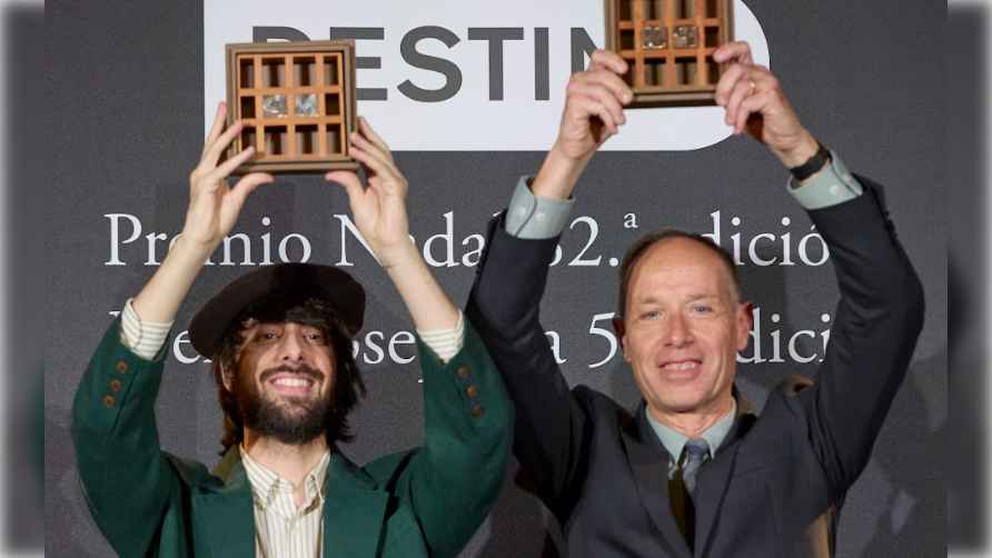 david-ucles-conquista-el-premio-nadal-2026-con-la-ciudad-de-las-luces-muertas